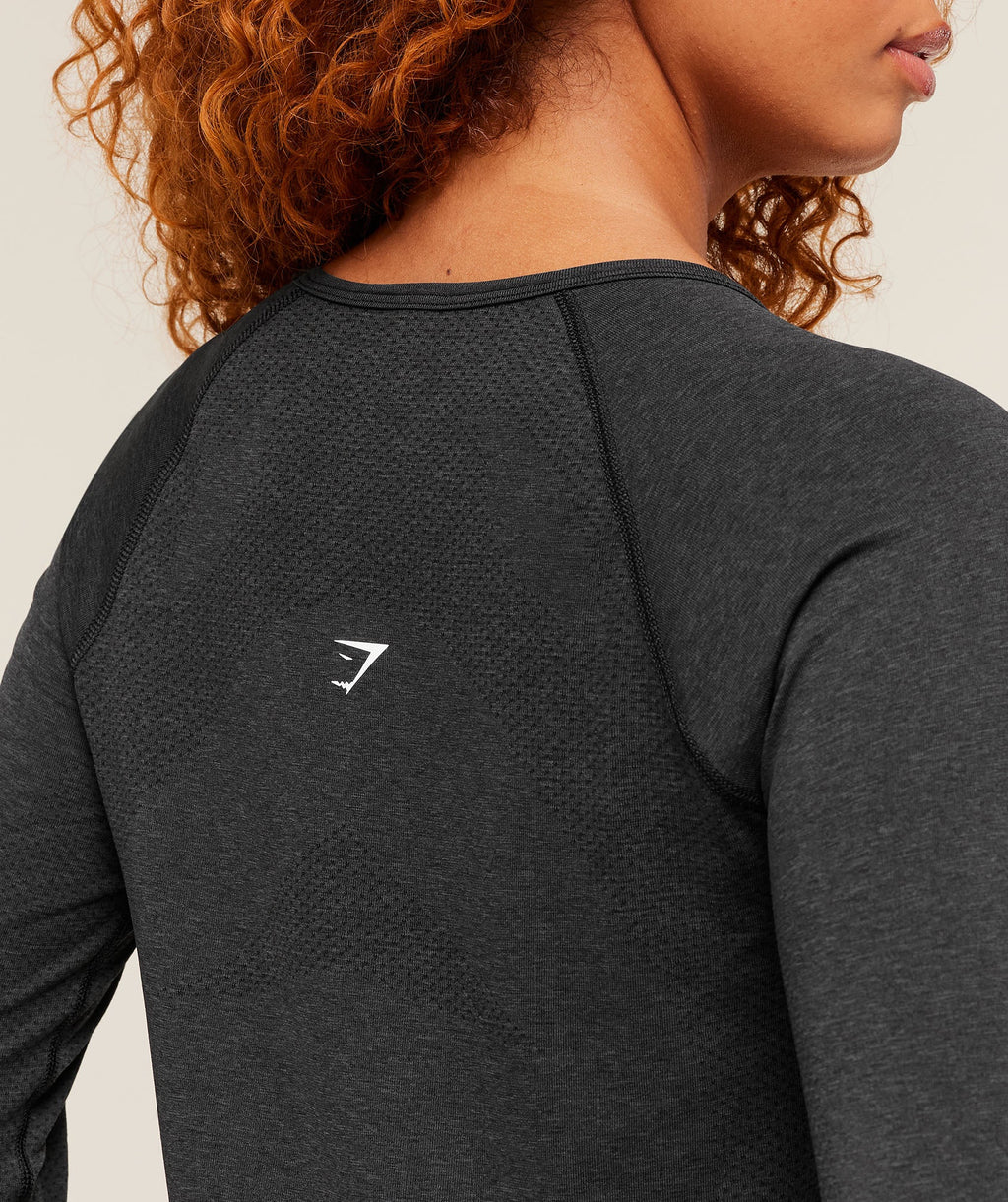 gymshark-vital-seamless-2-0-light-long-sleeve-top-black-marl-ss23