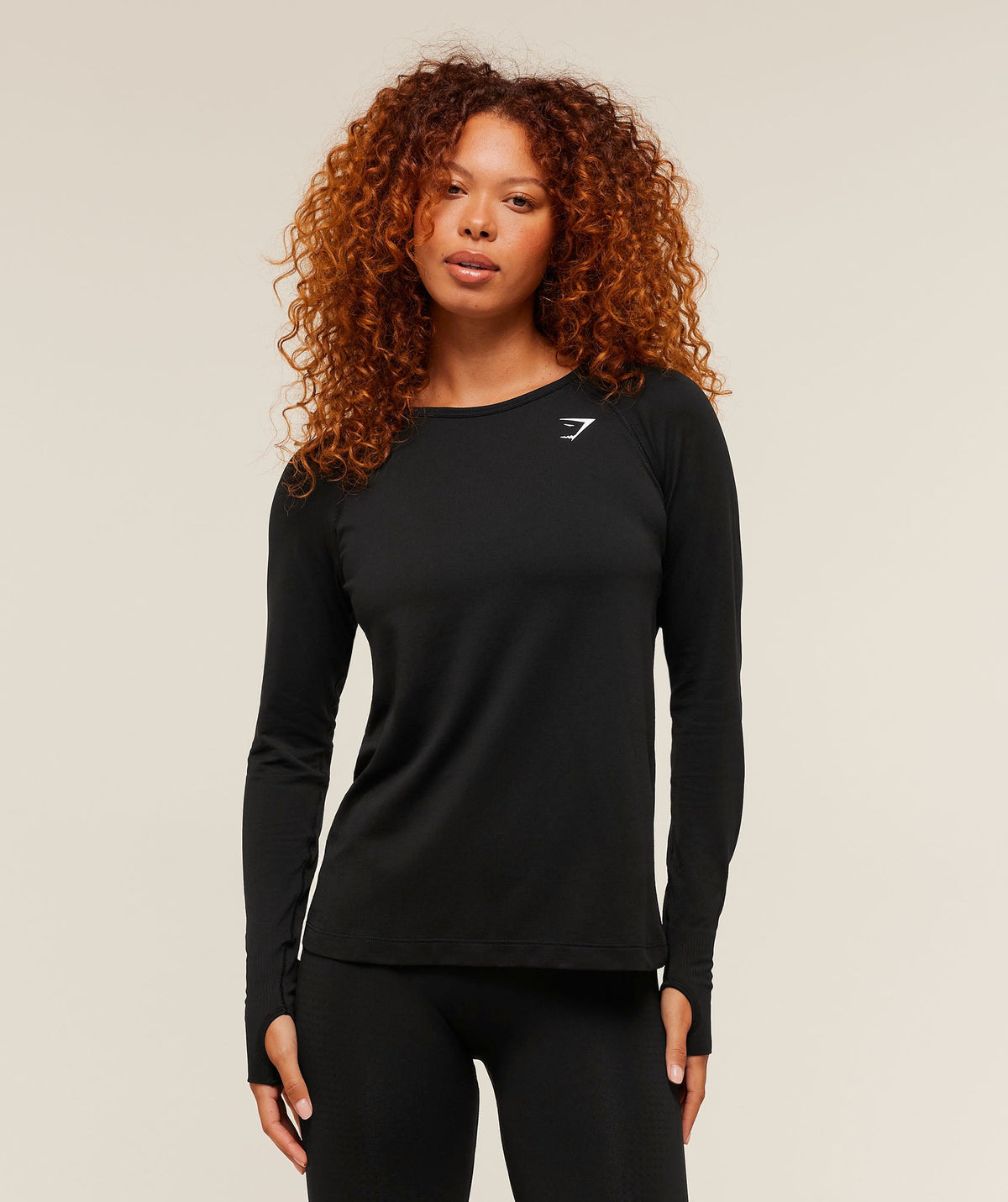 gymshark-vital-seamless-2-0-light-long-sleeve-top-ls-tops-black-aw25