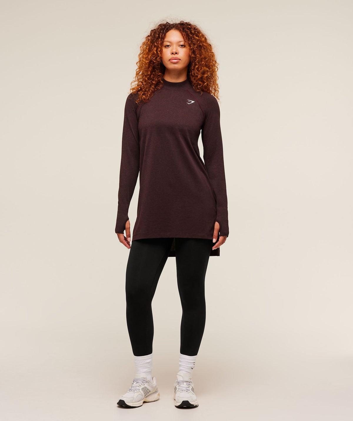 gymshark-vital-seamless-2-0-long-line-top-ls-tops-brown-aw25