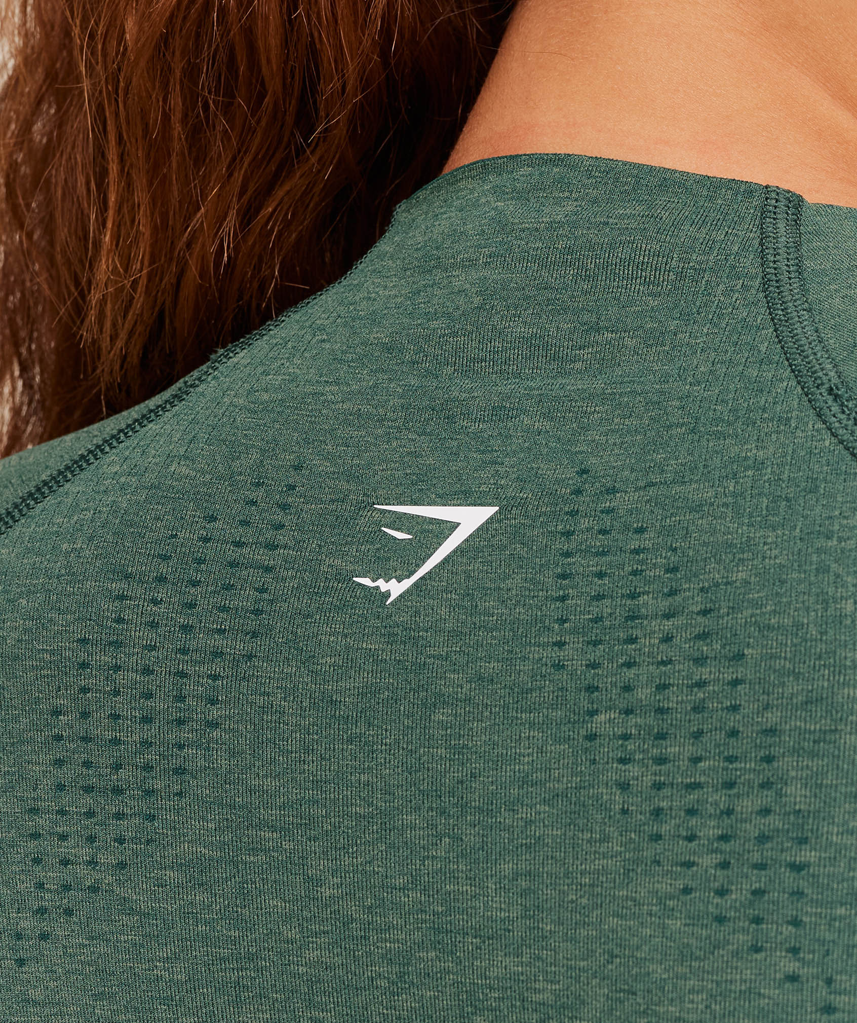 gymshark-vital-seamless-midi-zip-2-0-pullover-jackets-outerwear-green-aw25