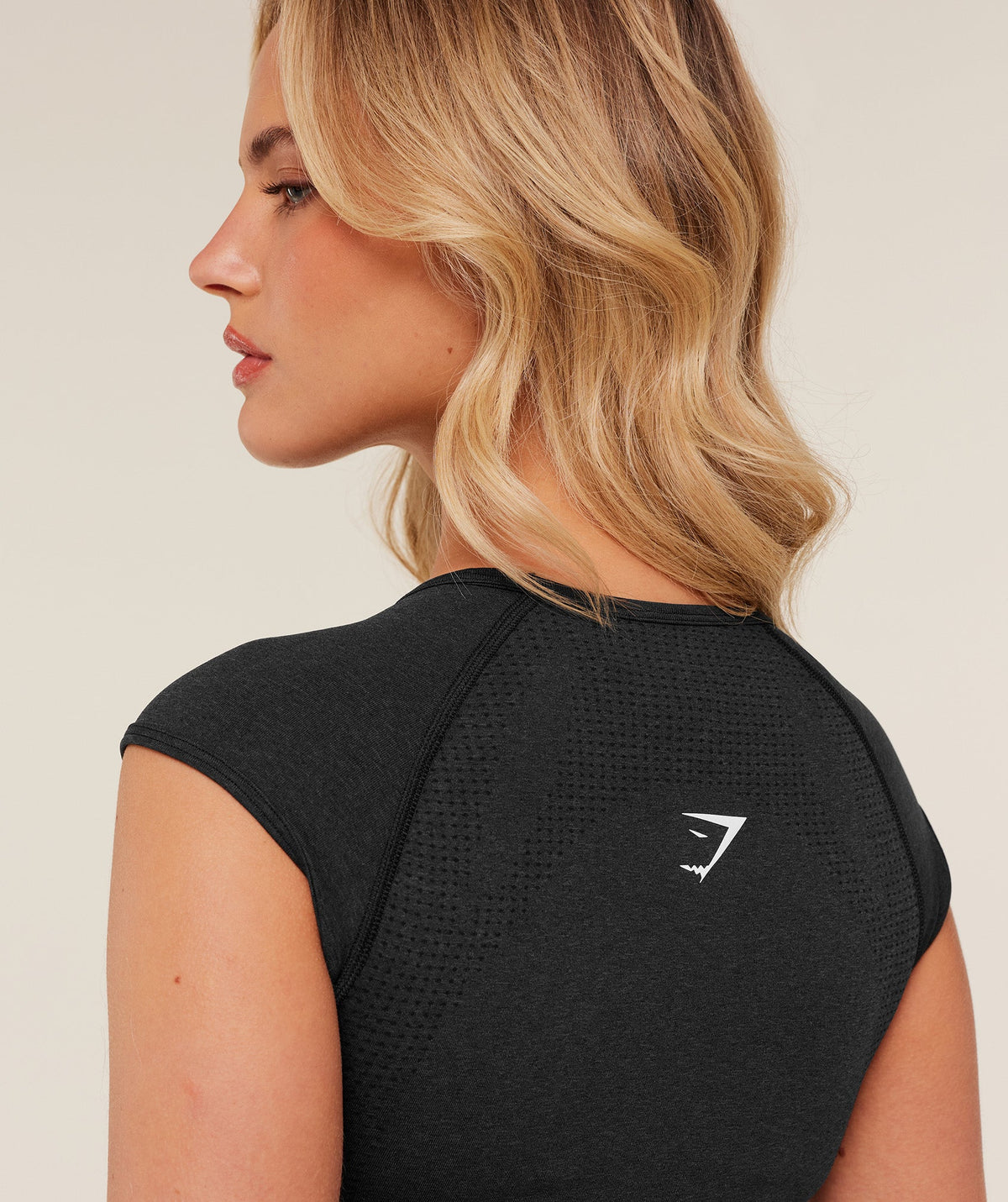 gymshark-vital-seamless-scoop-neck-top-black-marl-ss25