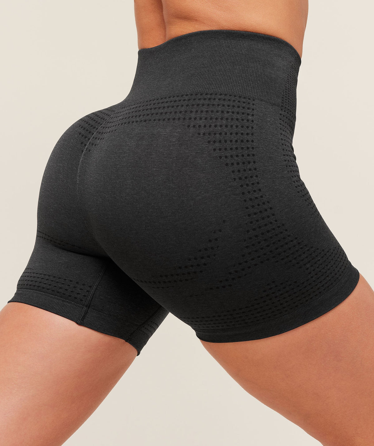 gymshark-vital-seamless-shorts-black-marl-logo