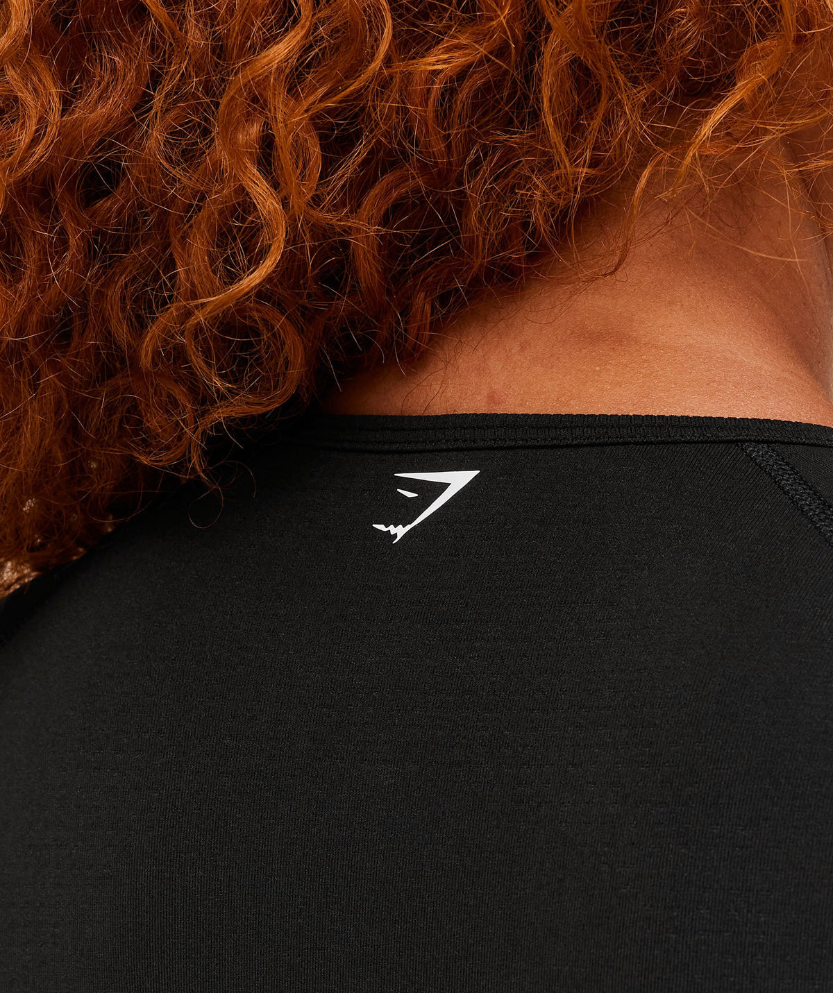 gymshark-vital-seamless-tight-t-shirt-ss-tops-black-aw25