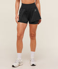 gymshark-vital-seamless-2-in-1-shorts-shorts-black-aw25