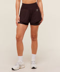 gymshark-vital-seamless-2-in-1-shorts-shorts-brown-aw25