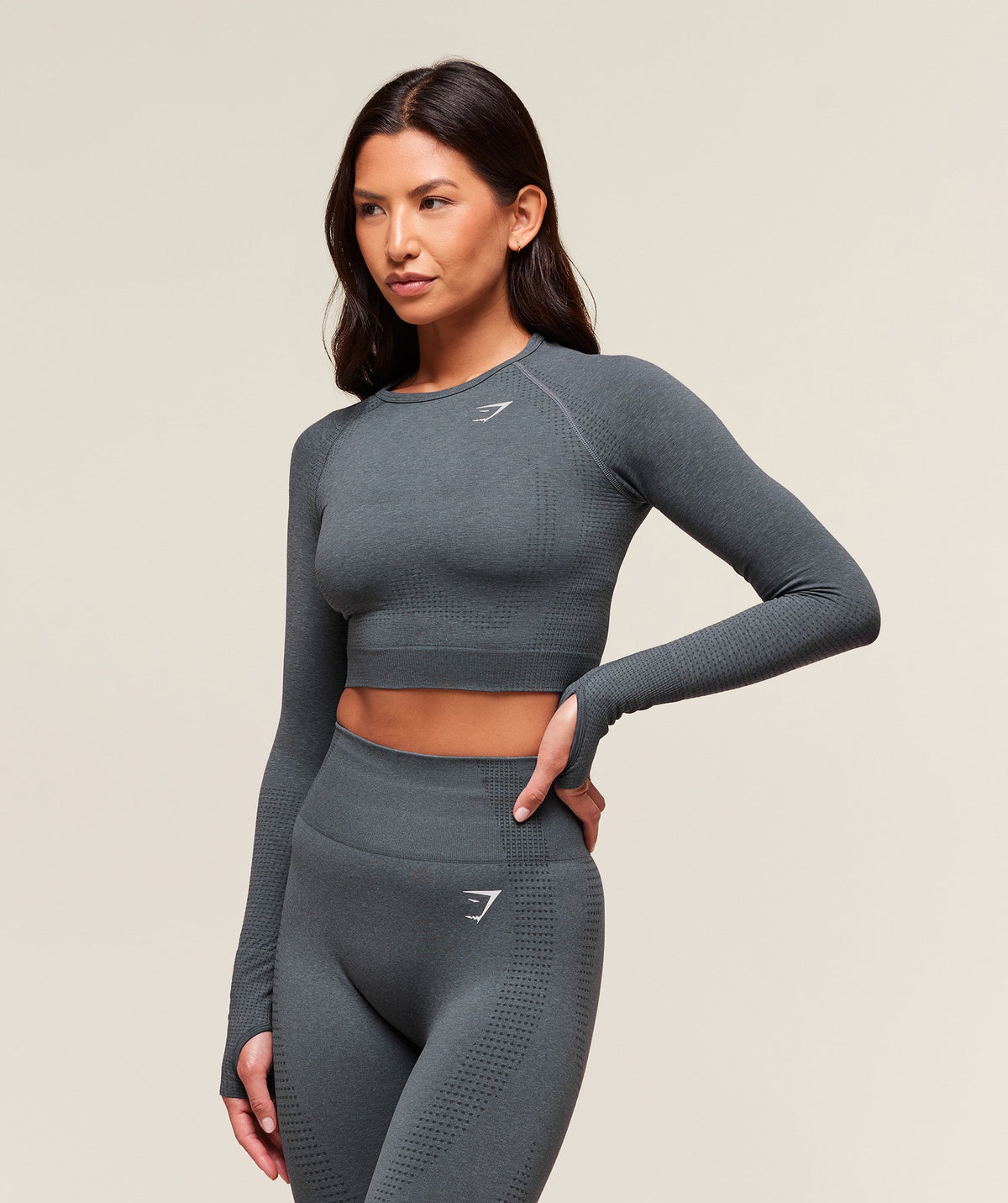gymshark-vital-seamless-crop-top-crop-tops-grey-aw24