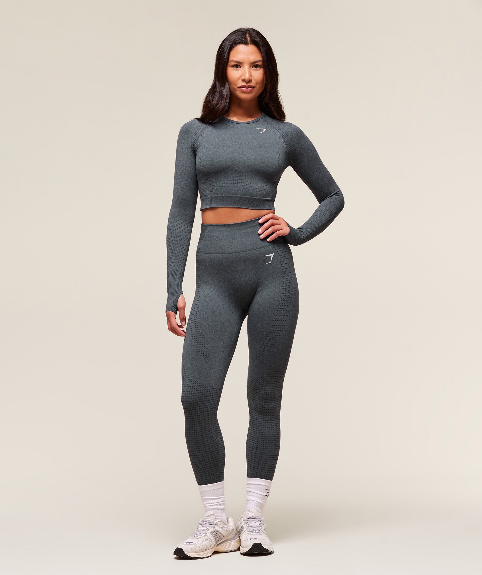 gymshark-vital-seamless-crop-top-crop-tops-grey-aw24