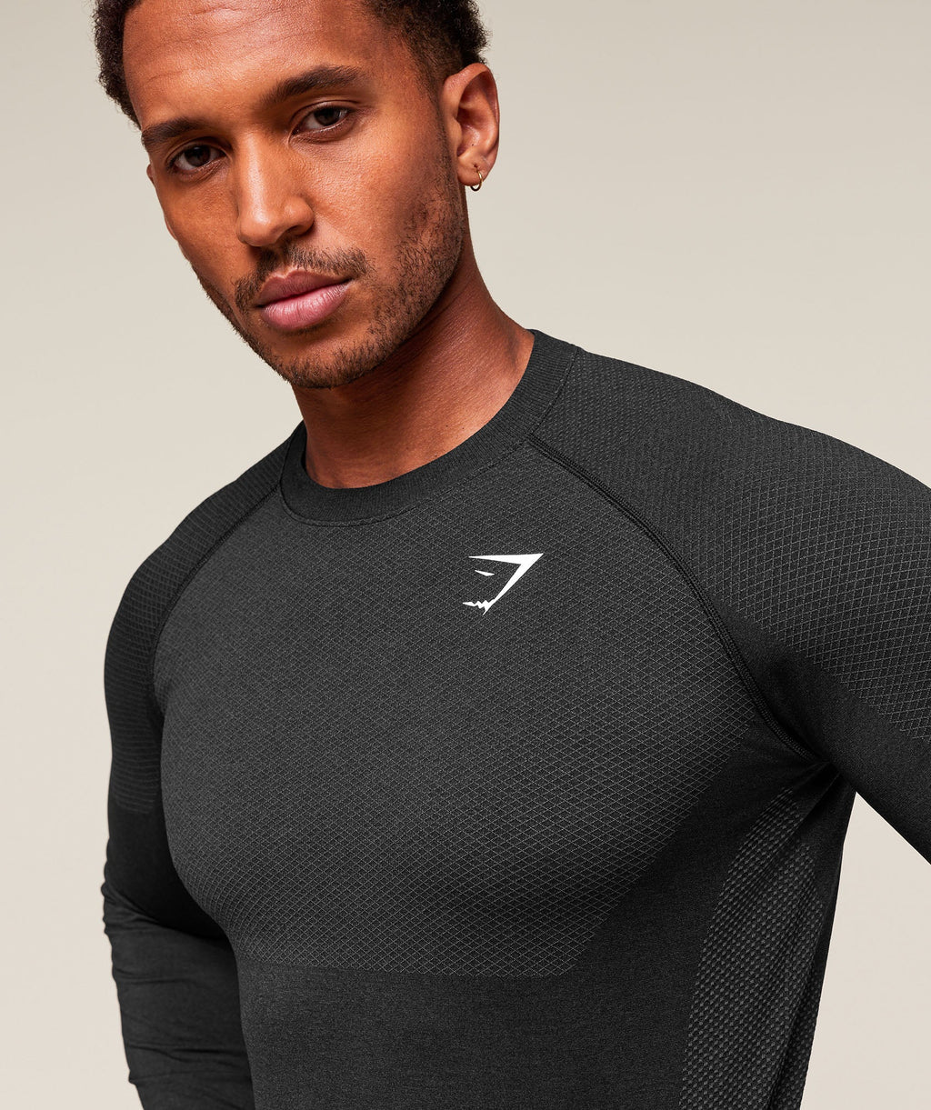 gymshark-vital-seamless-long-sleeve-t-shirt-ls-tops-black-ss25-1