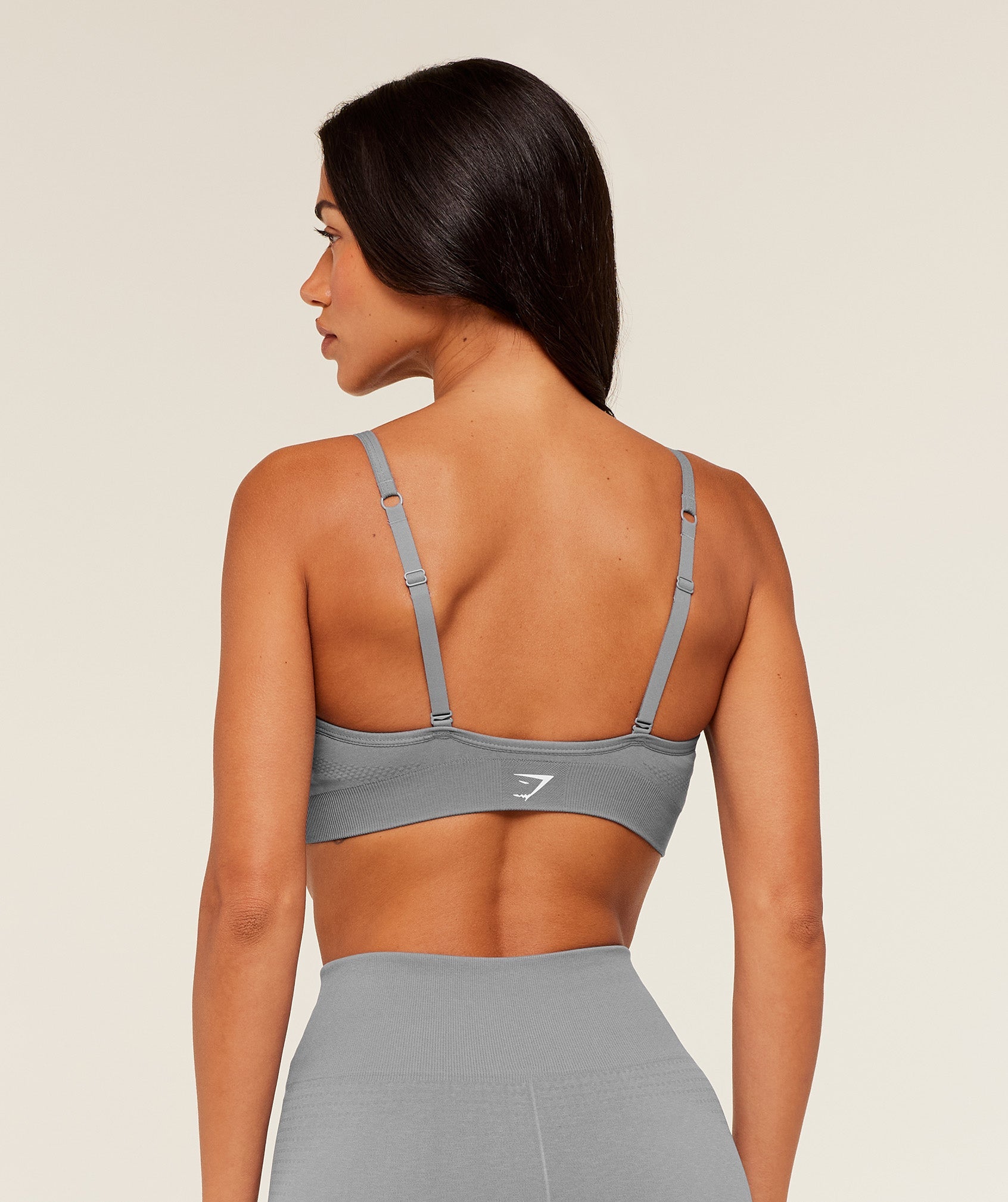 gymshark-vital-sports-bra-sports-bras-grey-ss26