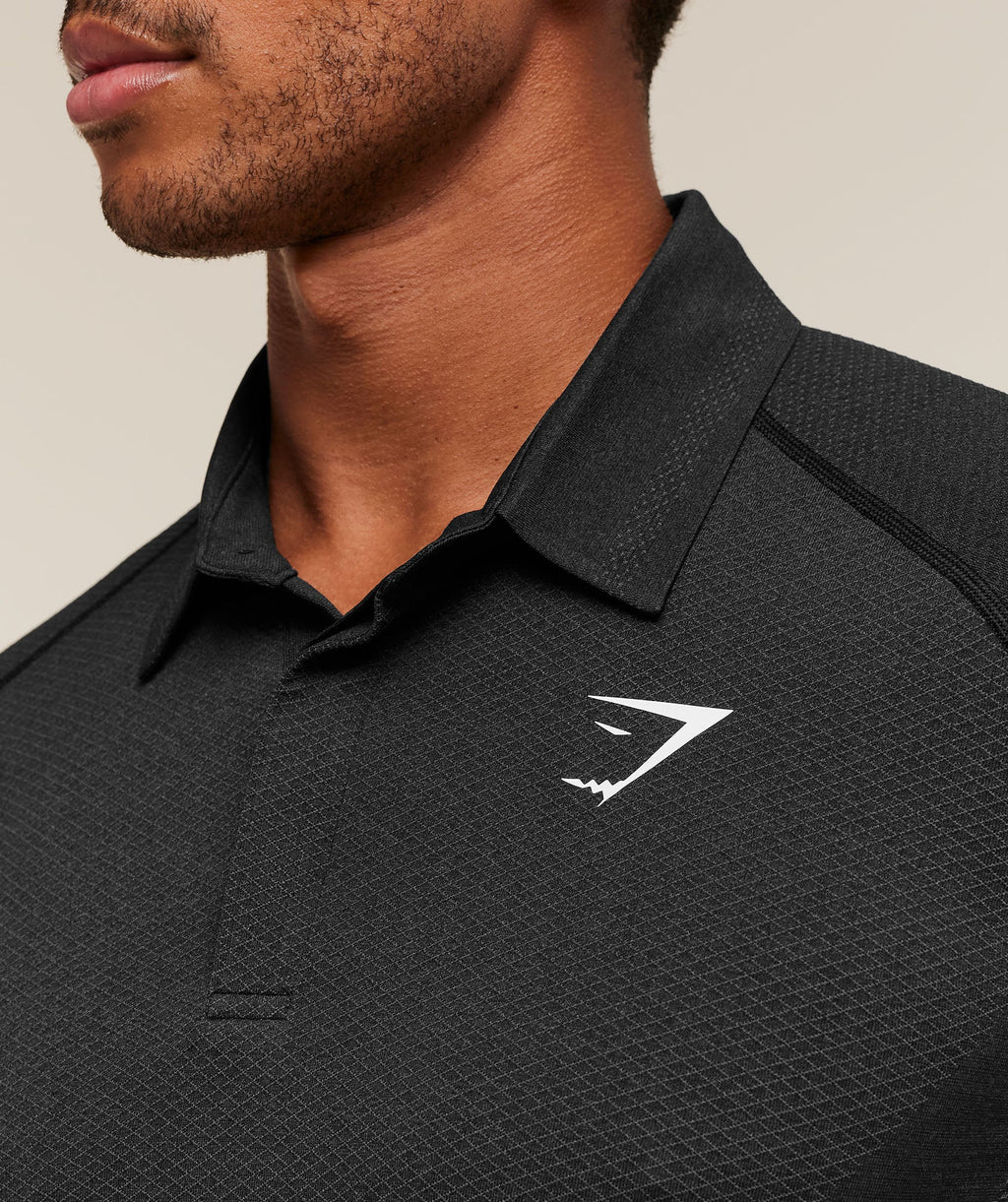 gymshark-vital-seamless-polo-ss-tops-black-aw25