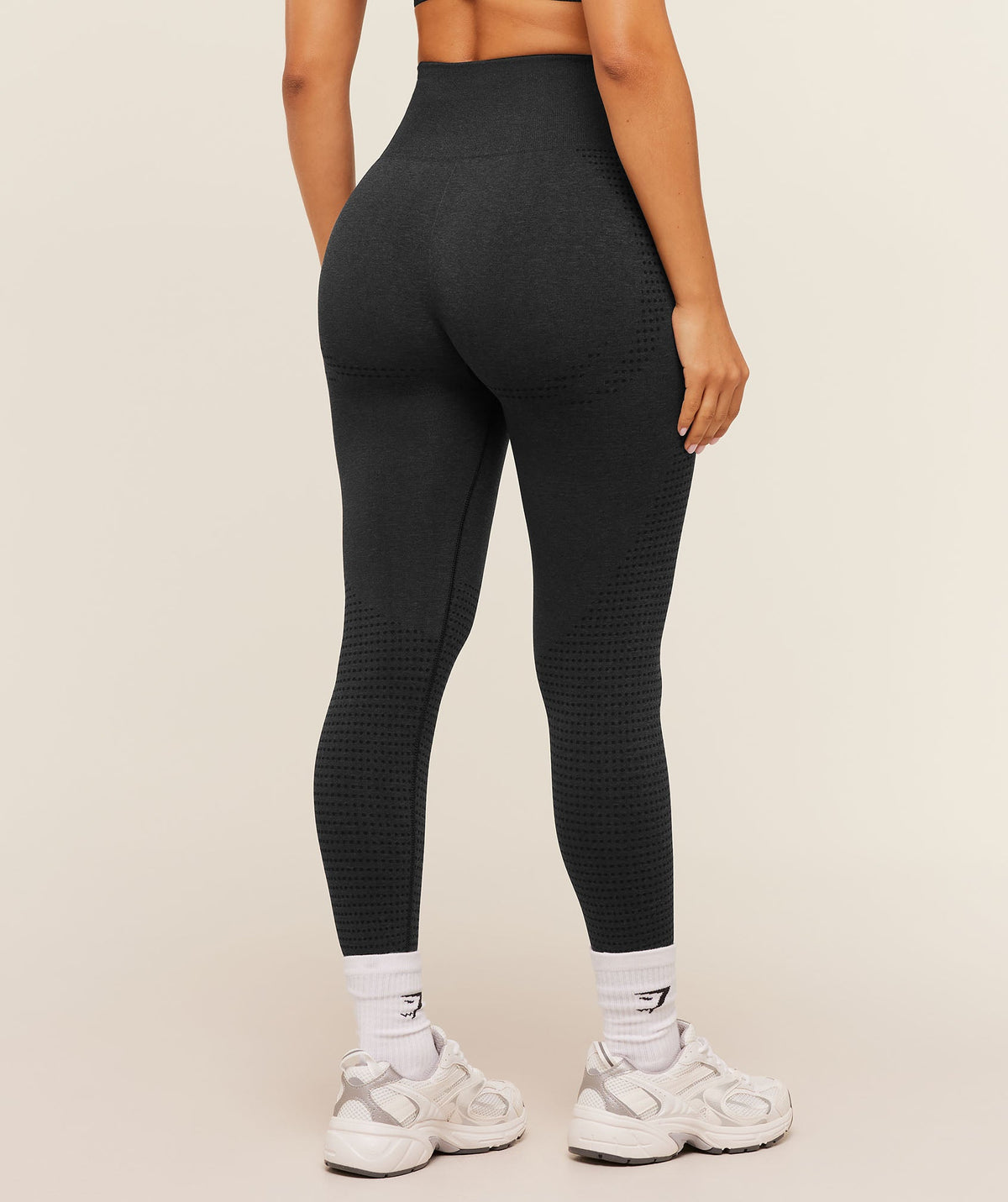 gymshark-vital-seamless-short-leggings-black-marl-aw24