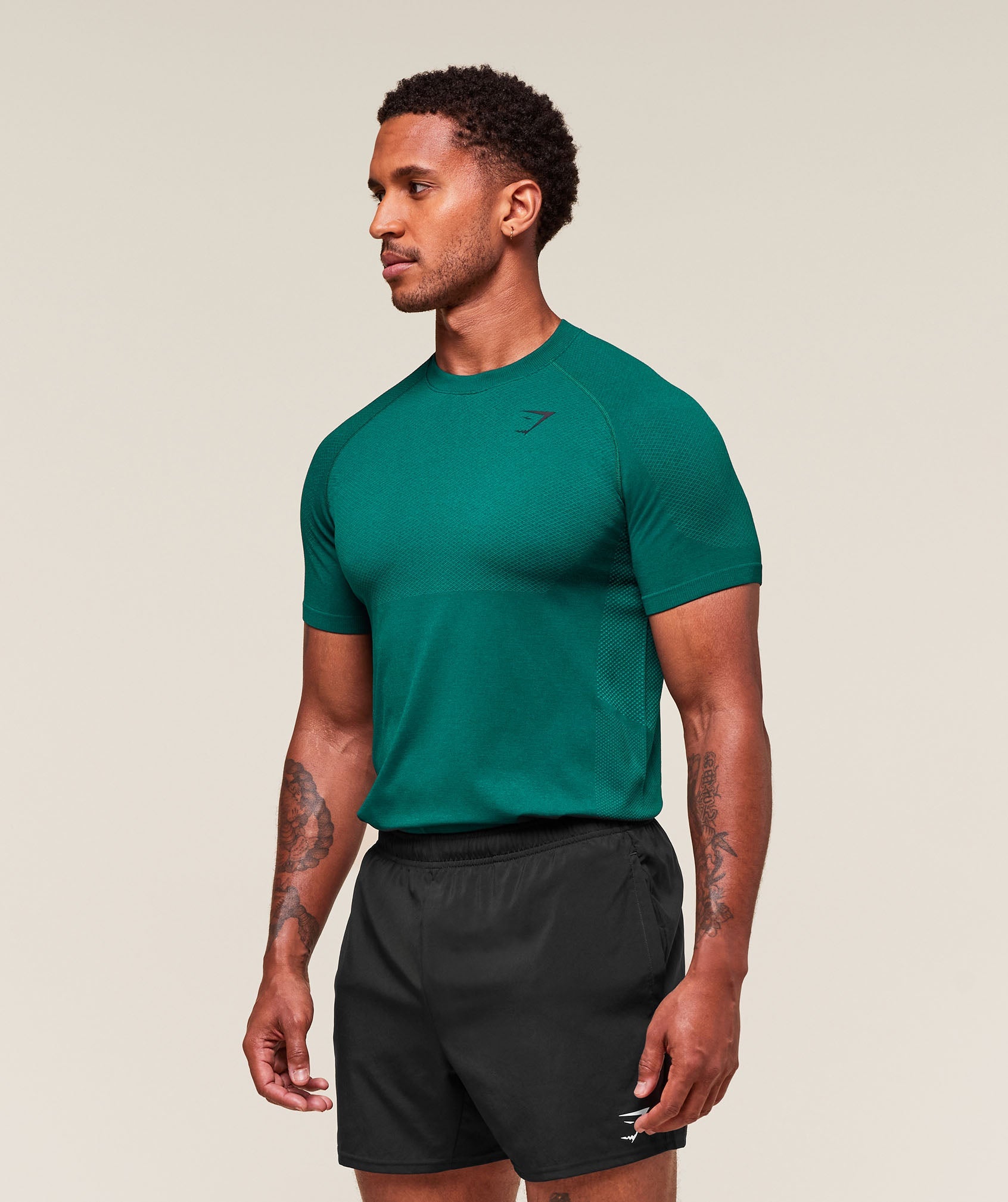 gymshark-vital-seamless-t-shirt-ss-tops-green-ss25