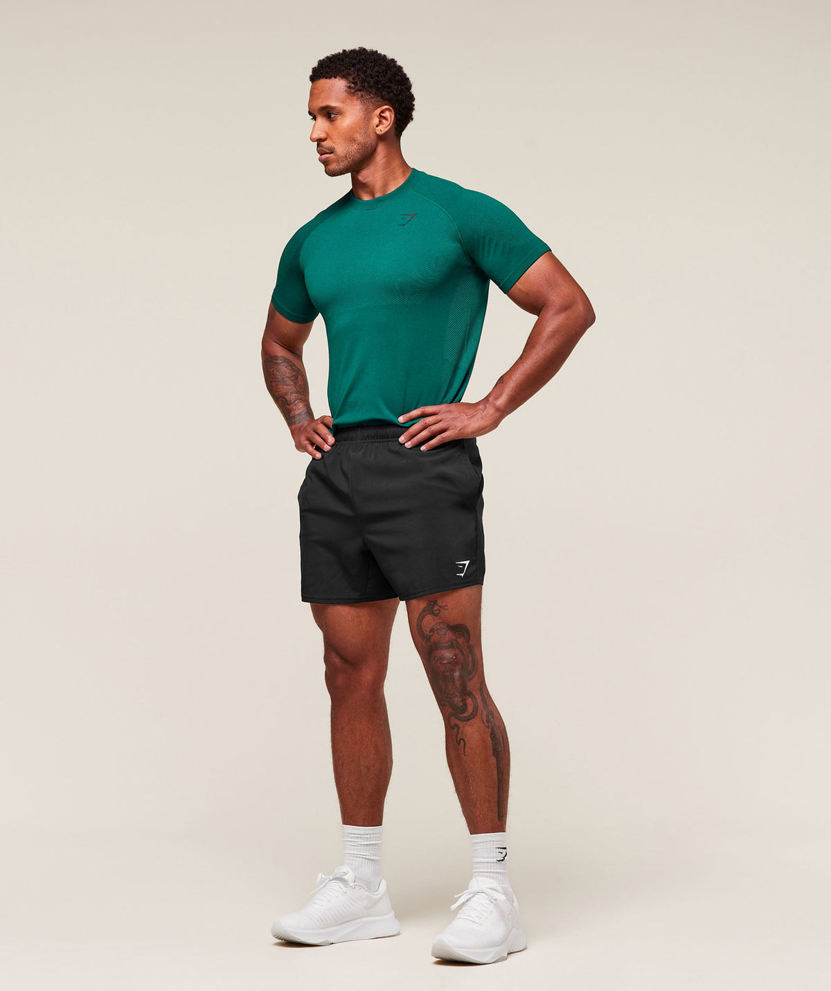 gymshark-vital-seamless-t-shirt-ss-tops-green-ss25