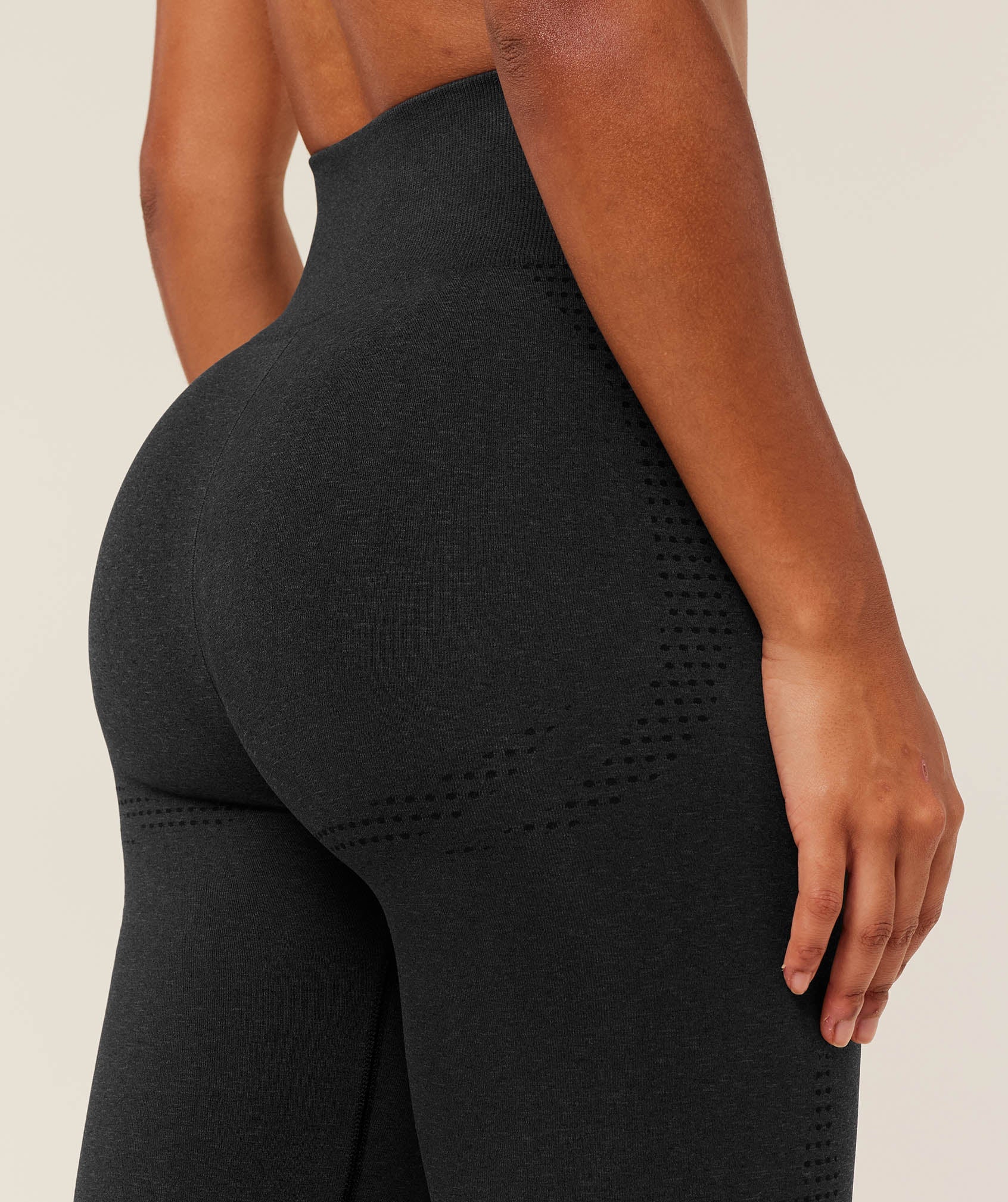 gymshark-vital-seamless-leggings-black-marl-aw24