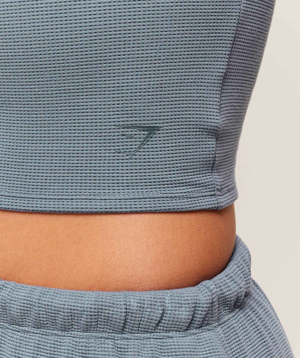 gymshark-waffle-cropped-tank-crop-tops-blue-ss25