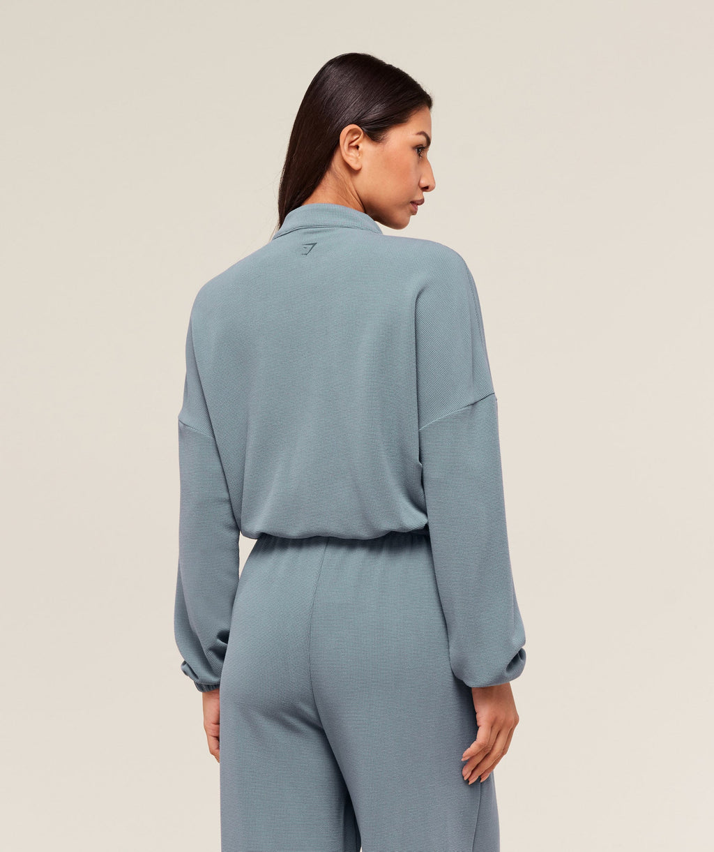 gymshark-waffle-midi-zip-up-jacket-jackets-outerwear-blue-ss25