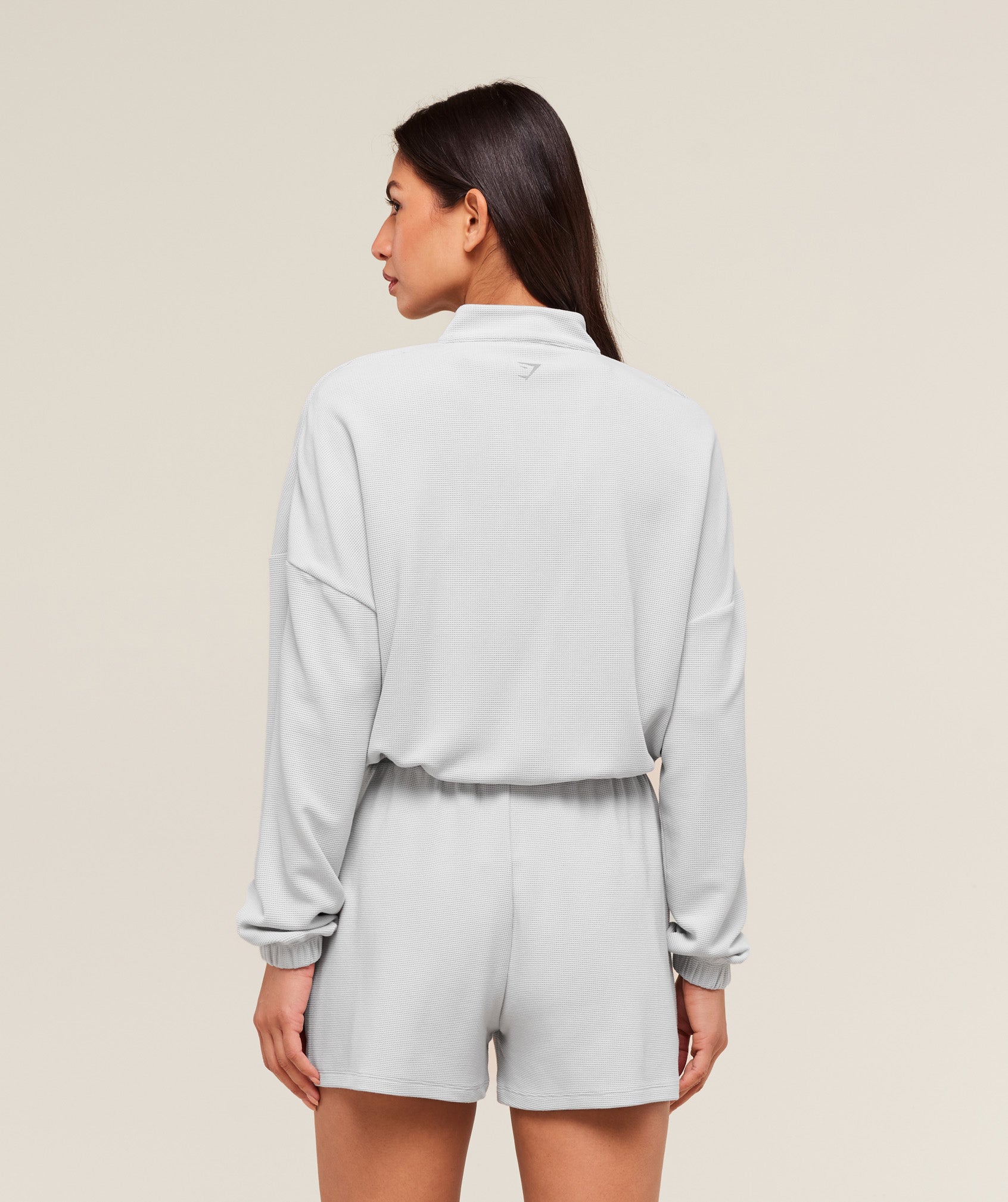 gymshark-waffle-midi-zip-up-jacket-jackets-outerwear-grey-ss25