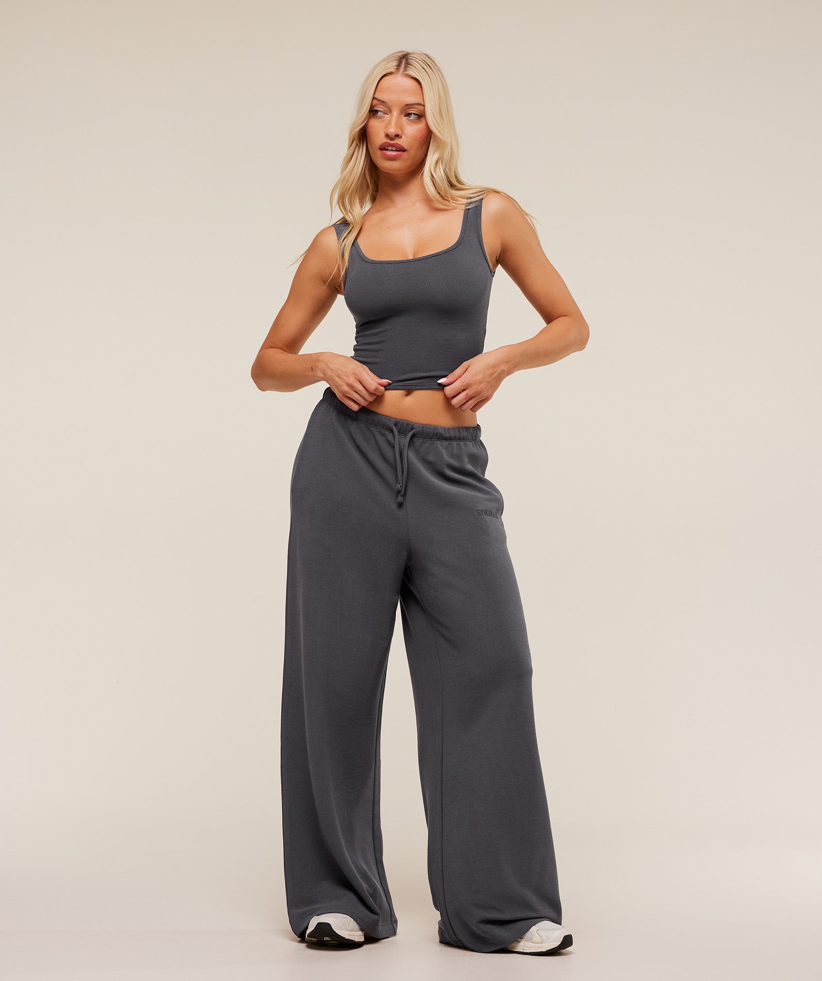 gymshark-waffle-wide-leg-pants-pants-grey-aw25