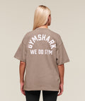 gymshark-we-do-gym-graphic-oversized-t-shirt-ss-tops-brown-ss25
