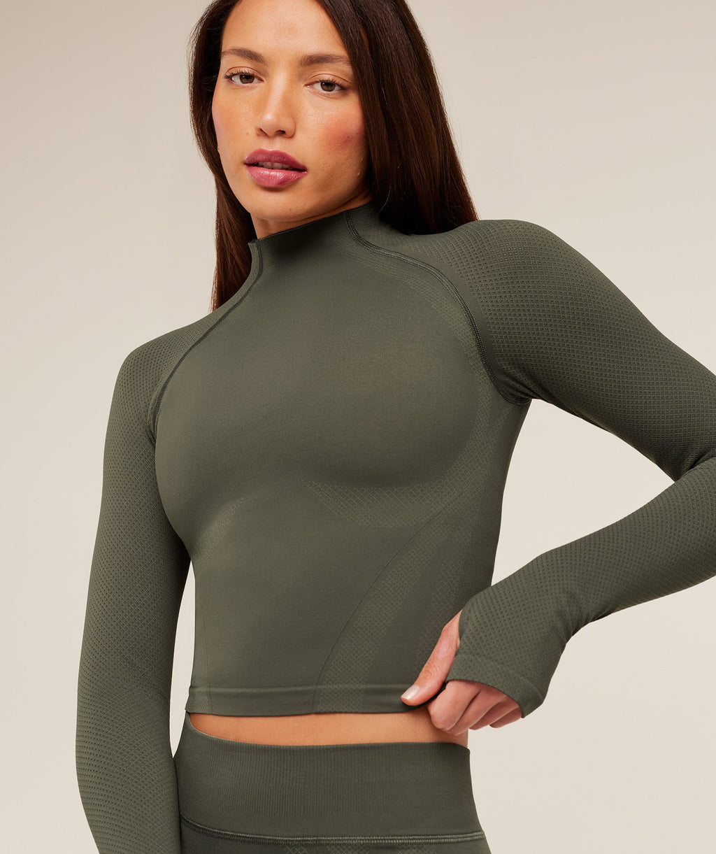 gymshark-weekend-seamless-long-sleeve-top-ls-tops