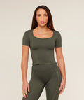 gymshark-weekend-seamless-short-sleeve-top-ss-tops