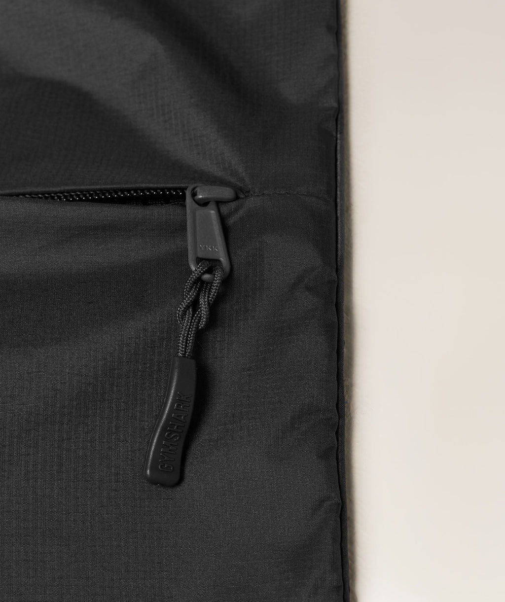 gymshark-wet-kit-bag-bags-grey-ss25-1