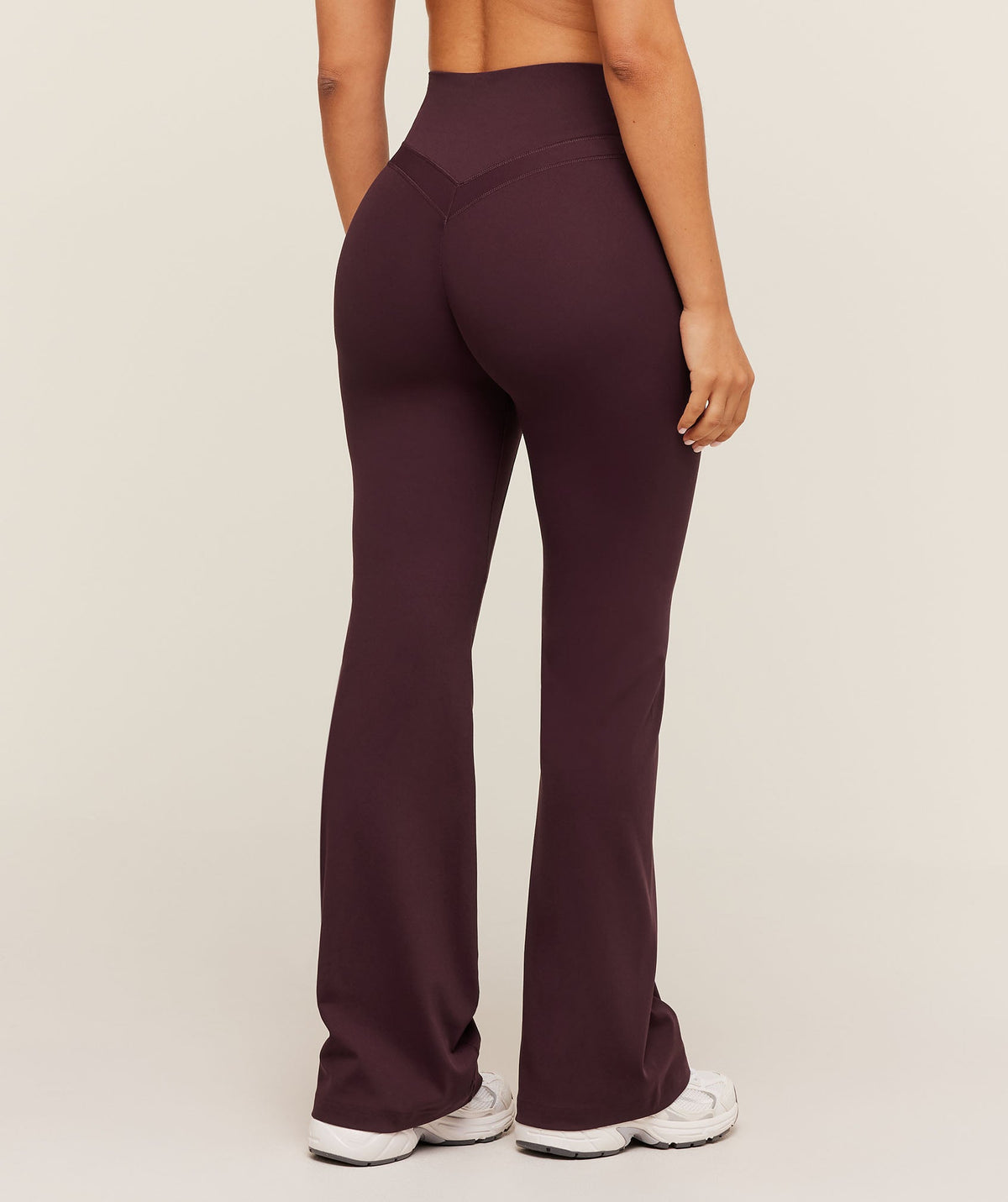 gymshark-gymshark-x-whitney-simmons-short-flared-leggings-leggings-purple-aw25