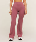 gymshark-gymshark-x-whitney-simmons-short-flared-leggings-leggings-pink-aw25