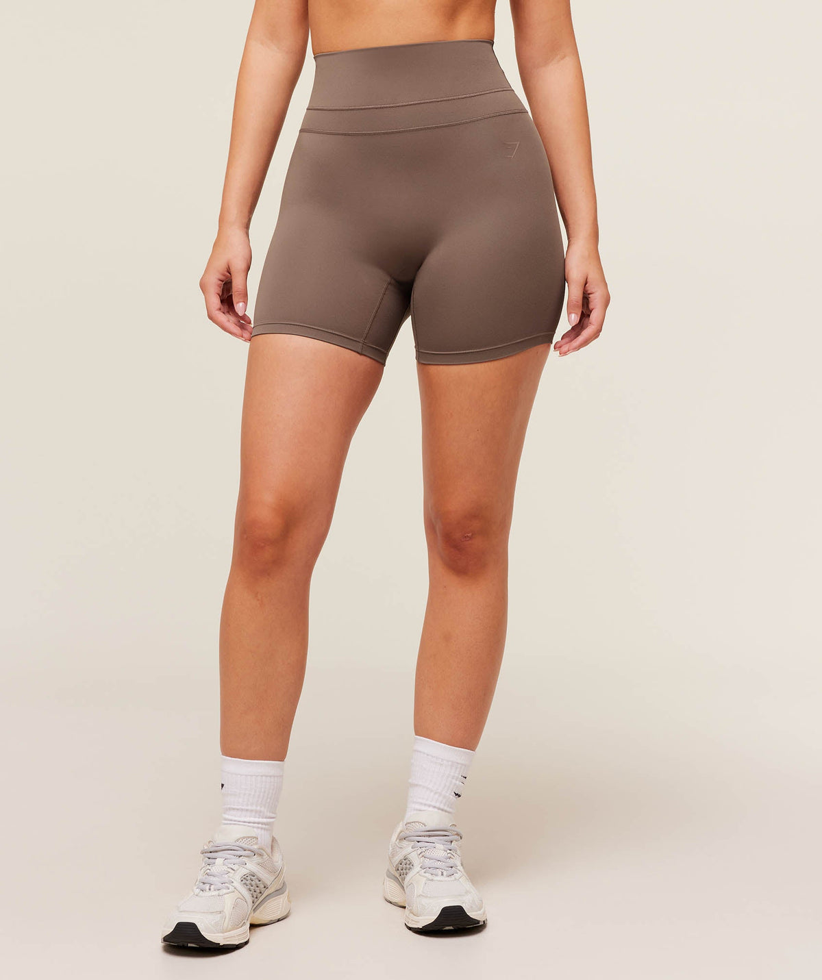 gymshark-gymshark-x-whitney-simmons-shorts-shorts-brown-aw25