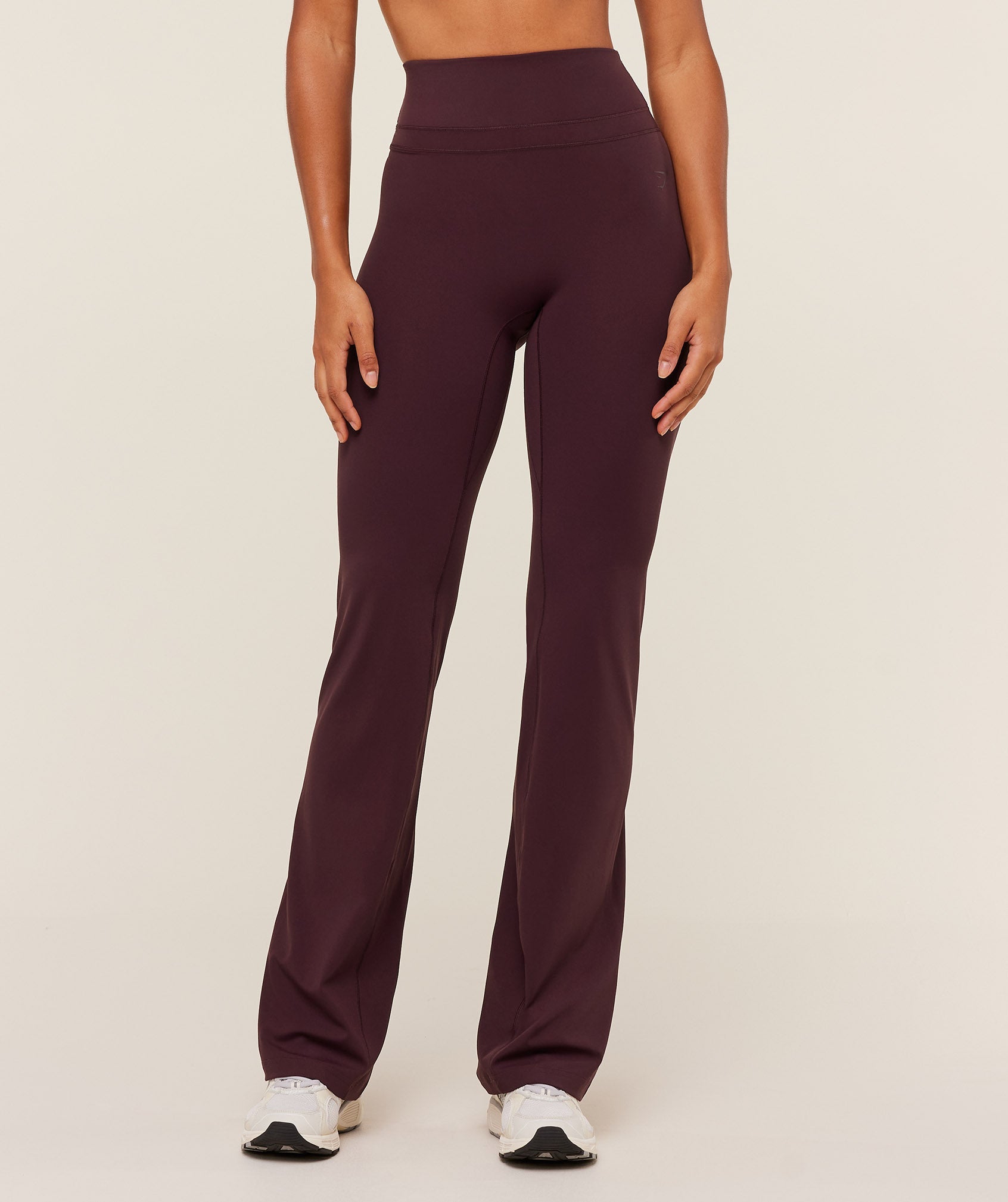 gymshark-gymshark-x-whitney-simmons-tall-flared-leggings-leggings-purple-aw25