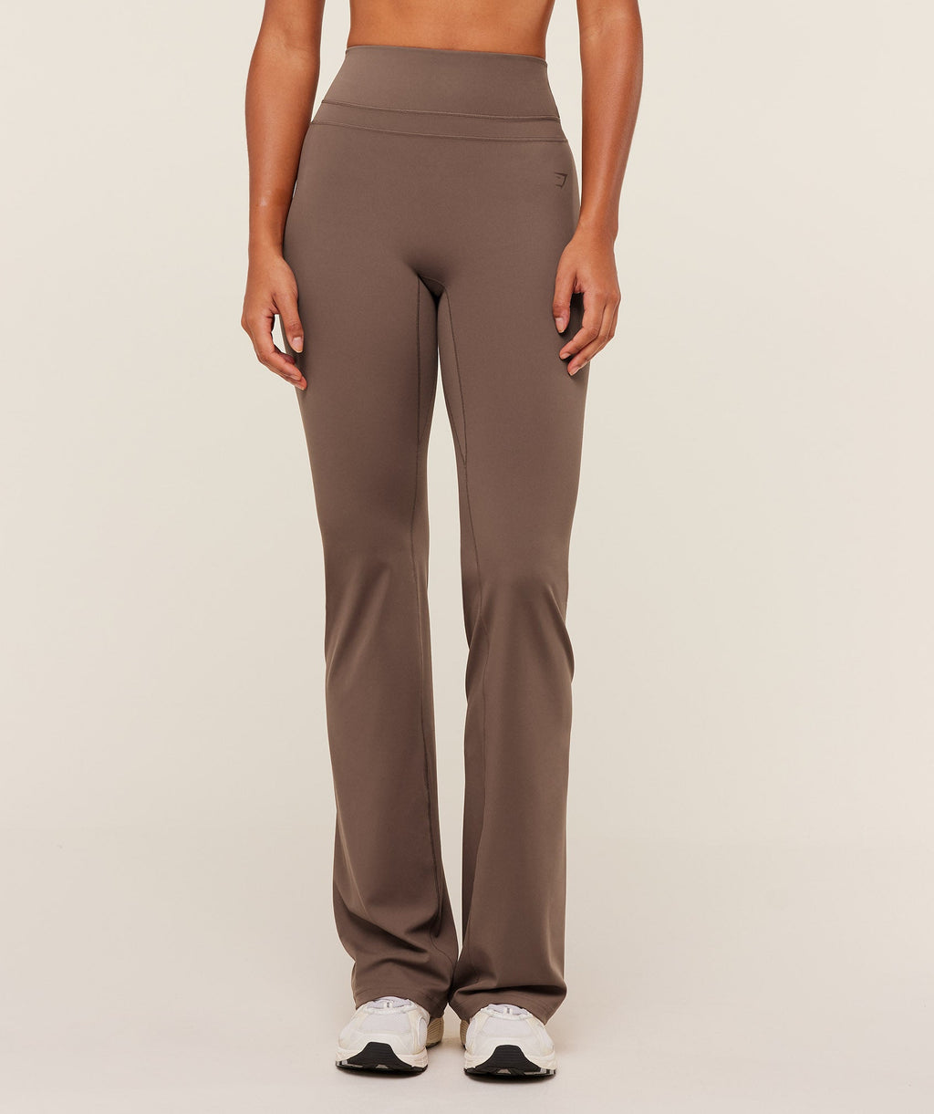 gymshark-gymshark-x-whitney-simmons-tall-flared-leggings-leggings-brown-aw25