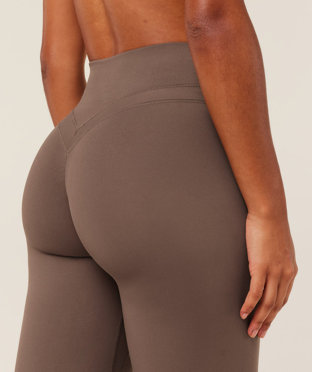 gymshark-gymshark-x-whitney-simmons-tall-flared-leggings-leggings-brown-aw25