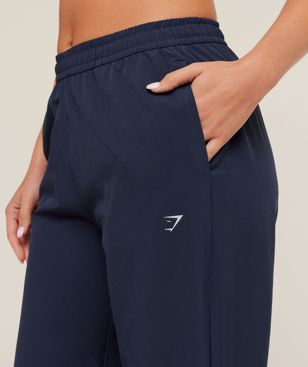 gymshark-woven-track-straight-leg-pant-pants
