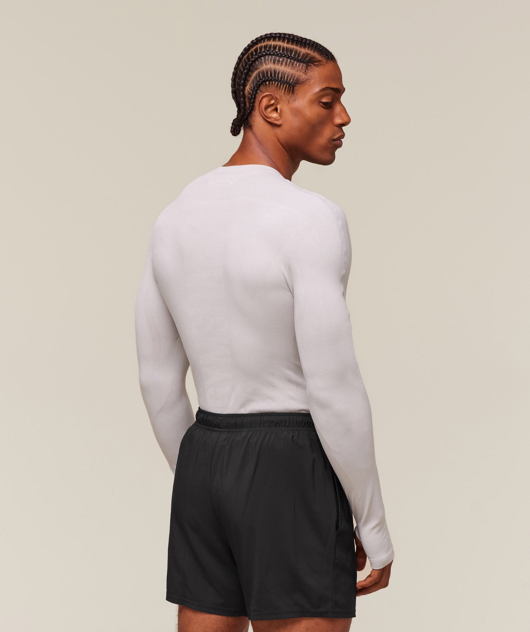 gymshark-everywear-warp-knit-ls-t-shirt-ls-tops-grey-ss24
