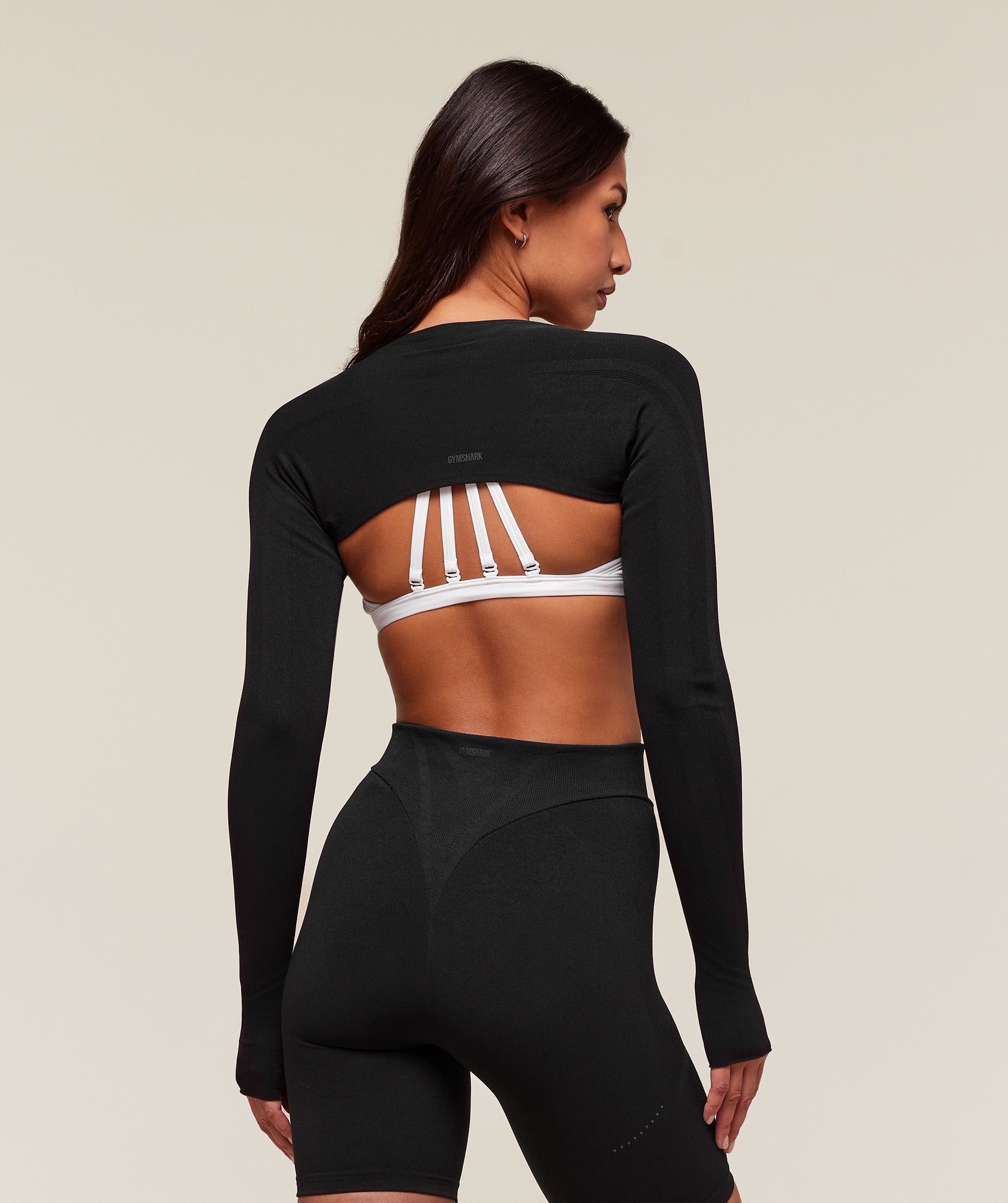 gymshark-everywear-warp-knit-shrug-ls-tops-black-aw24