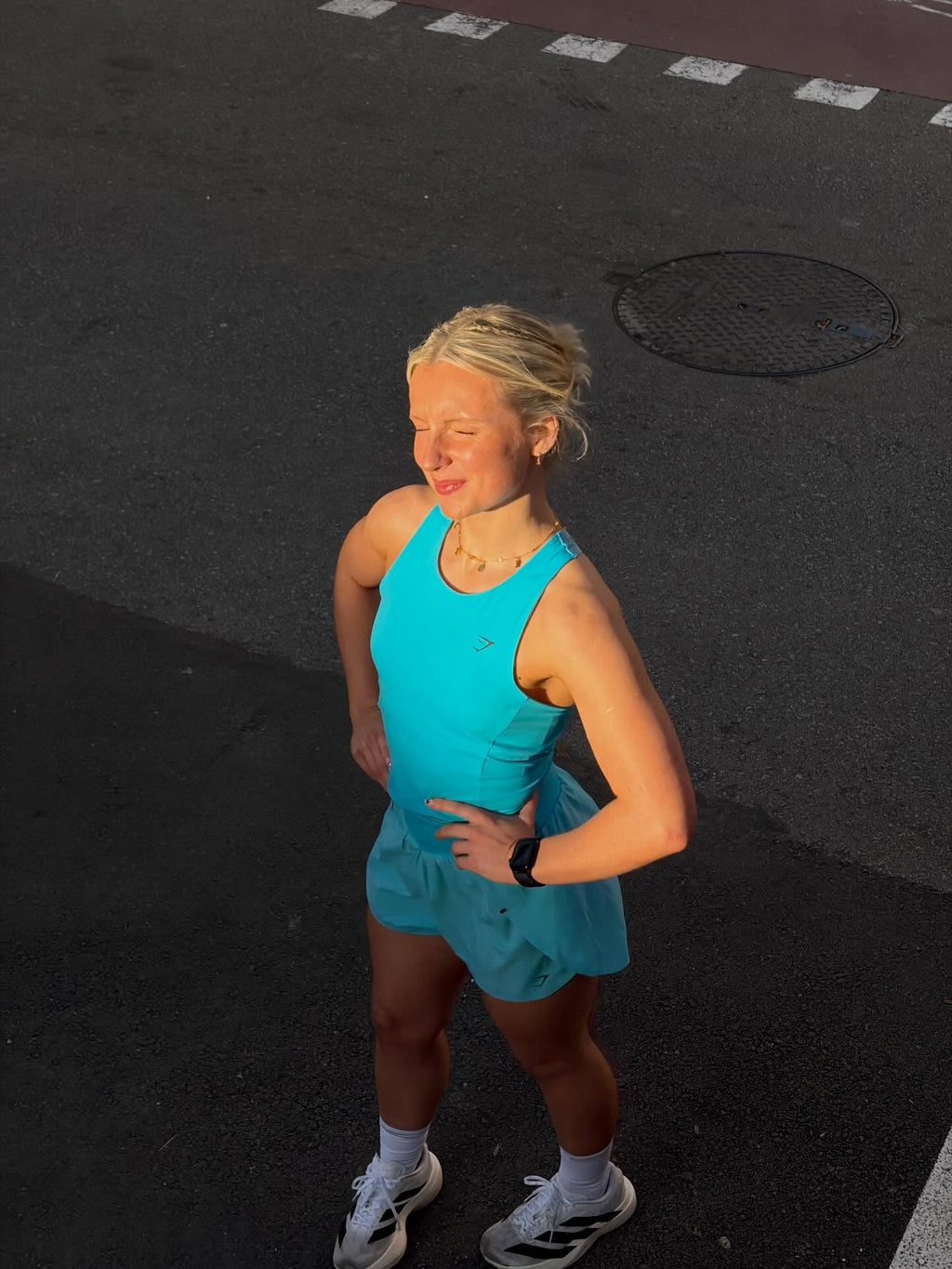 gymshark-running-elite-4-loose-fit-shorts-shorts-blue-aw25