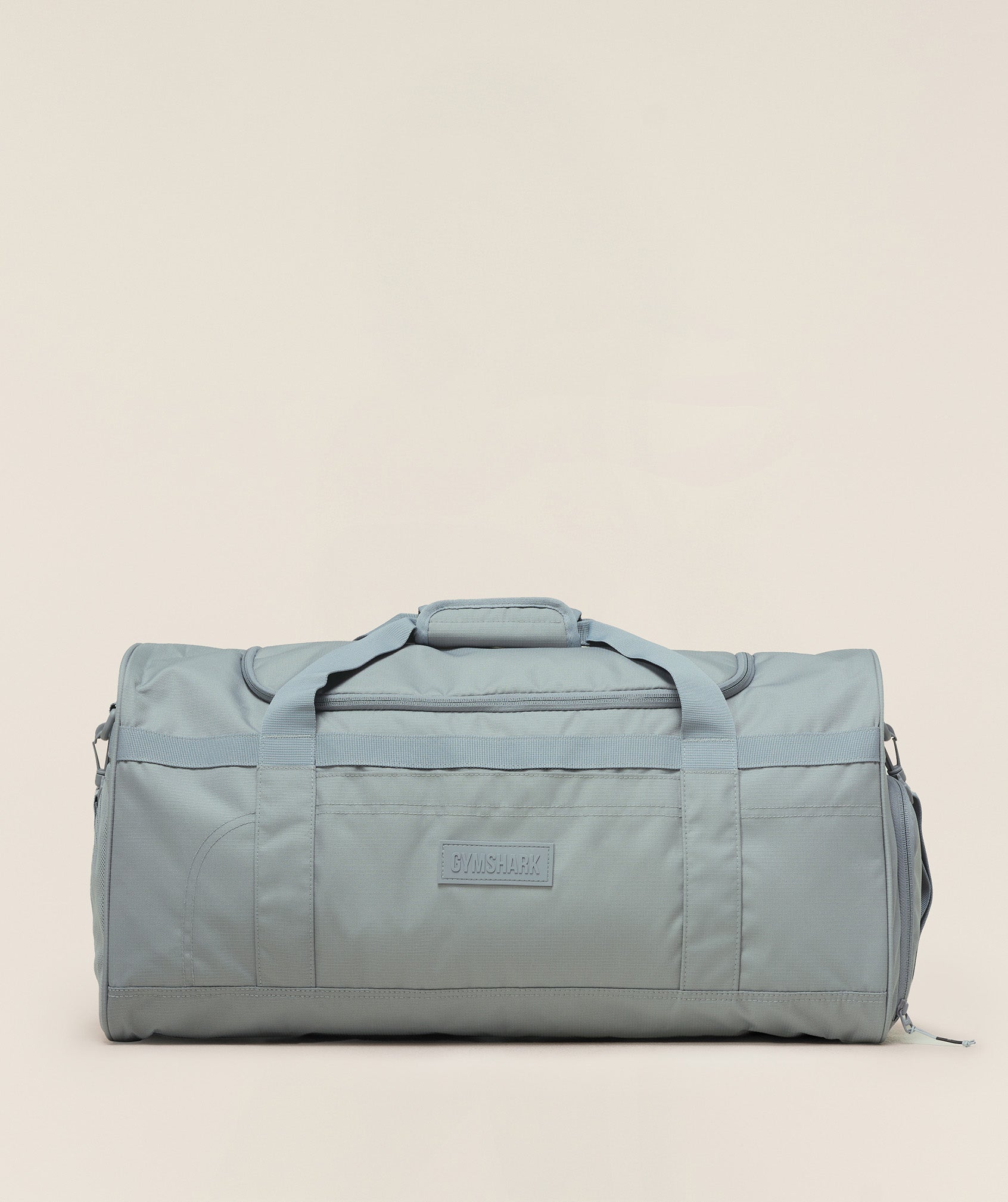 gymshark-active-holdall-medium-bags-grey-aw25