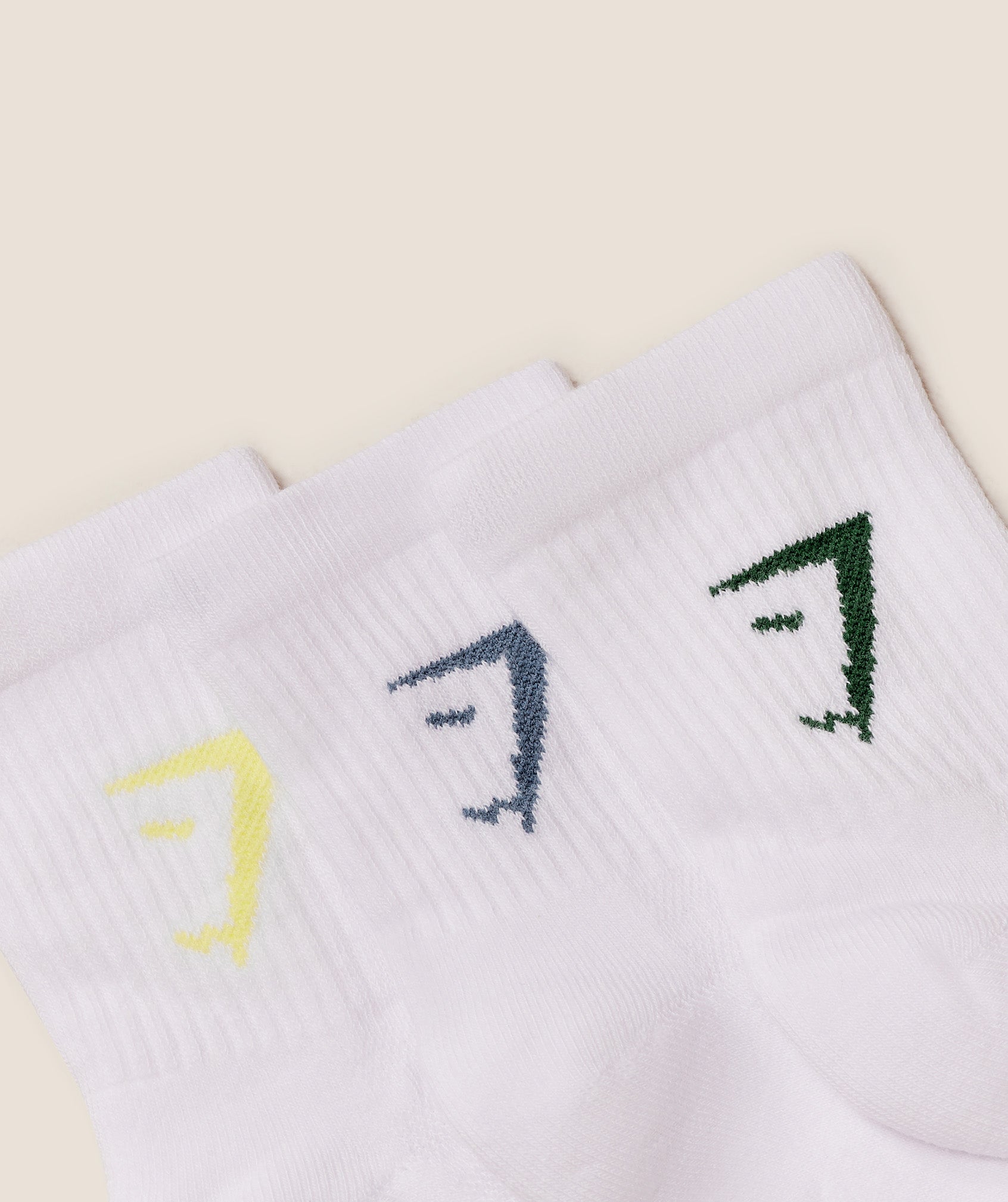 gymshark-midi-socks-3pk-socks-white-aw25